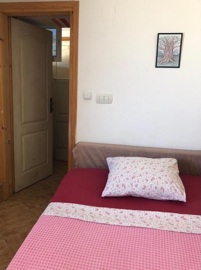 Hostel Anton Tivat Exteriér fotografie
