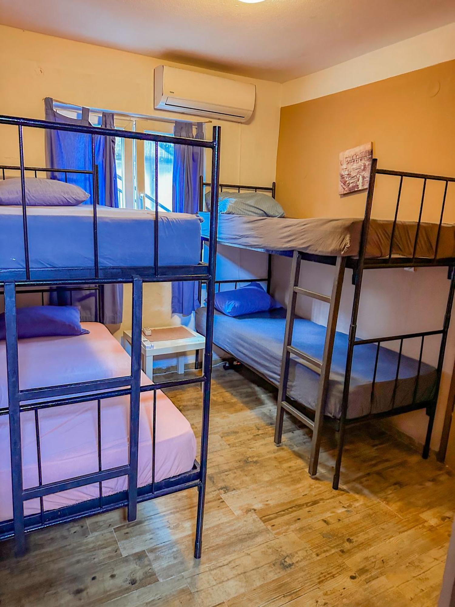 Hostel Anton Tivat Exteriér fotografie